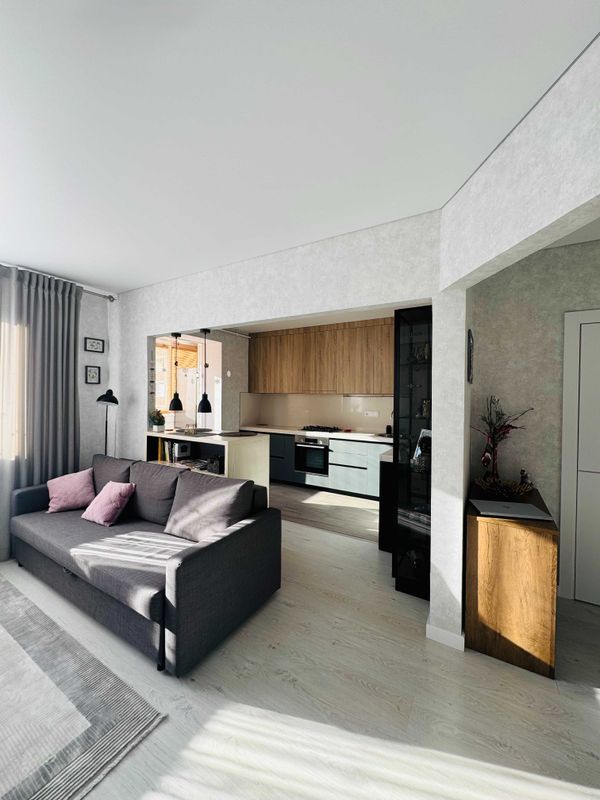 1-кімнатна квартира-студія з ремонтом у новобудові на Мельника - фото 1